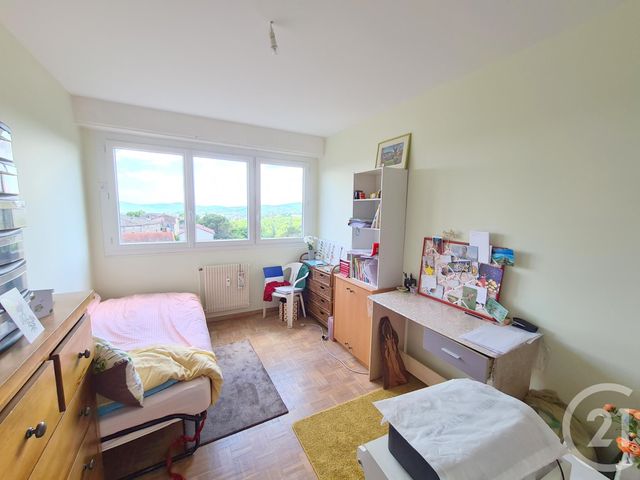 Appartement F5 à vendre - 5 pièces - 91.06 m2 - AUBENAS - 07 - RHONE-ALPES - Century 21 Agence Nogier Appartement F5 à vendre - 5 pièces - 91.06 m2 - AUBENAS - 07 - RHONE-ALPES - Century 21 Agence Nogier