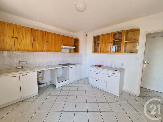 Afficher la photo en grand Appartement F4 à vendre - 5 pièces - 84.97 m2 - AUBENAS - 07 - RHONE-ALPES - Century 21 Agence Nogier
