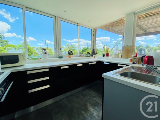 Afficher la photo en grand Appartement F3 à vendre - 3 pièces - 77.74 m2 - AUBENAS - 07 - RHONE-ALPES - Century 21 Agence Nogier