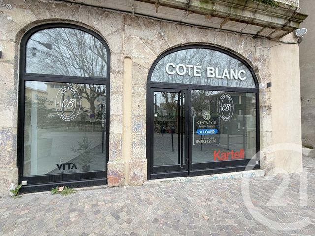 Appartement Autre à louer AUBENAS