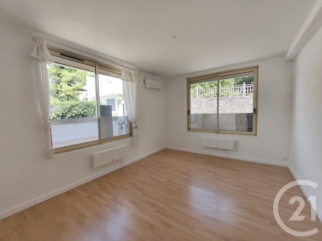 Appartement F3 à louer - 3 pièces - 82.6 m2 - AUBENAS - 07 - RHONE-ALPES - Century 21 Agence Nogier