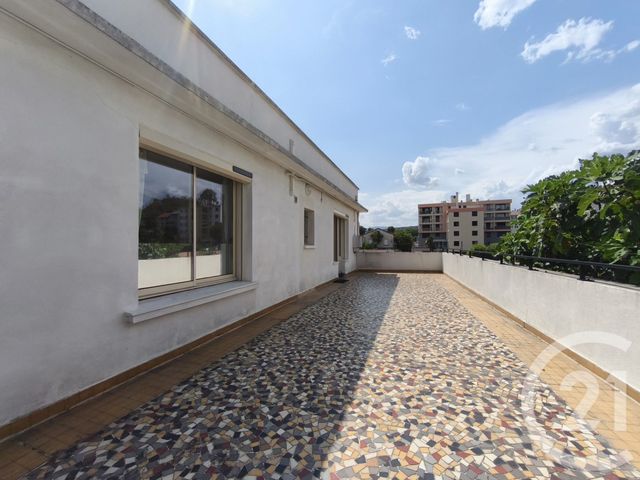 Appartement F3 à louer - 3 pièces - 82.6 m2 - AUBENAS - 07 - RHONE-ALPES - Century 21 Agence Nogier