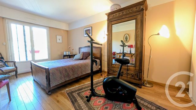 Appartement F2 à vendre - 2 pièces - 64.8 m2 - AUBENAS - 07 - RHONE-ALPES - Century 21 Agence Nogier