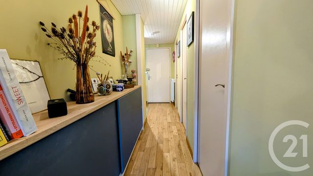 Appartement F2 à vendre - 2 pièces - 64.8 m2 - AUBENAS - 07 - RHONE-ALPES - Century 21 Agence Nogier