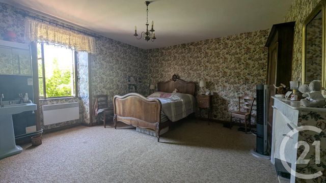 maison à vendre - 8 pièces - 179.9 m2 - ST ETIENNE DE BOULOGNE - 07 - RHONE-ALPES - Century 21 Agence Nogier