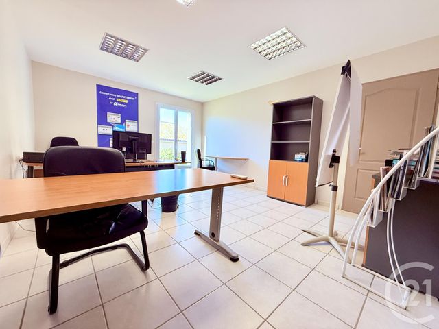 Afficher la photo en grand maison à vendre - 16 pièces - 550.0 m2 - LUSSAS - 07 - RHONE-ALPES - Century 21 Agence Nogier