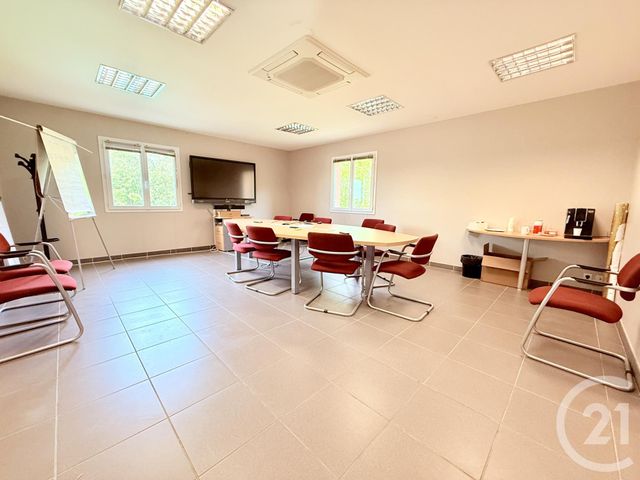 Afficher la photo en grand maison à vendre - 16 pièces - 550.0 m2 - LUSSAS - 07 - RHONE-ALPES - Century 21 Agence Nogier