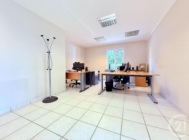 Afficher la photo en grand maison à vendre - 16 pièces - 550.0 m2 - LUSSAS - 07 - RHONE-ALPES - Century 21 Agence Nogier