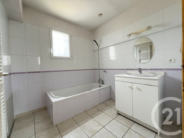 maison à louer - 5 pièces - 103.56 m2 - ST ETIENNE DE FONTBELLON - 07 - RHONE-ALPES - Century 21 Agence Nogier