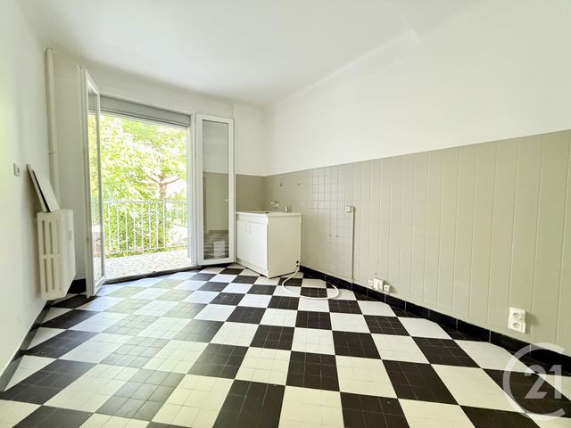 Appartement F4 à vendre - 4 pièces - 65.74 m2 - AUBENAS - 07 - RHONE-ALPES - Century 21 Agence Nogier