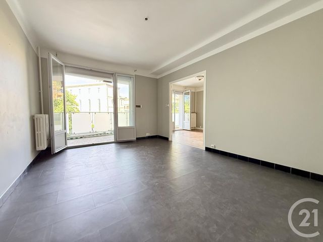 Appartement F4 à vendre - 4 pièces - 65.74 m2 - AUBENAS - 07 - RHONE-ALPES - Century 21 Agence Nogier