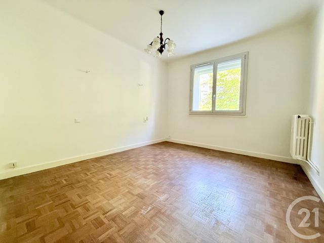 Appartement F4 à vendre - 4 pièces - 65.74 m2 - AUBENAS - 07 - RHONE-ALPES - Century 21 Agence Nogier
