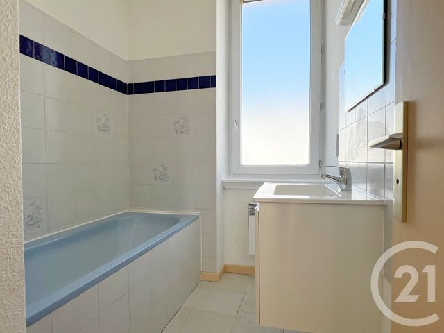 Appartement F2 à louer - 2 pièces - 43.4 m2 - AUBENAS - 07 - RHONE-ALPES - Century 21 Agence Nogier