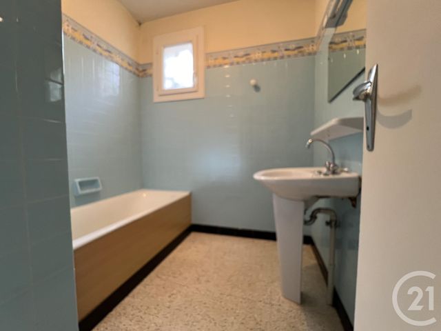 maison à louer - 4 pièces - 126.43 m2 - UCEL - 07 - RHONE-ALPES - Century 21 Agence Nogier