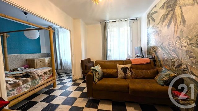 Appartement F2 à vendre - 2 pièces - 52.72 m2 - AUBENAS - 07 - RHONE-ALPES - Century 21 Agence Nogier