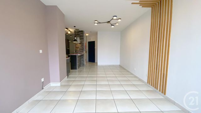 Appartement F2 à vendre - 2 pièces - 58.68 m2 - AUBENAS - 07 - RHONE-ALPES - Century 21 Agence Nogier