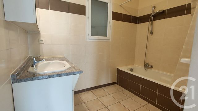 maison à louer - 4 pièces - 79.52 m2 - AUBENAS - 07 - RHONE-ALPES - Century 21 Agence Nogier