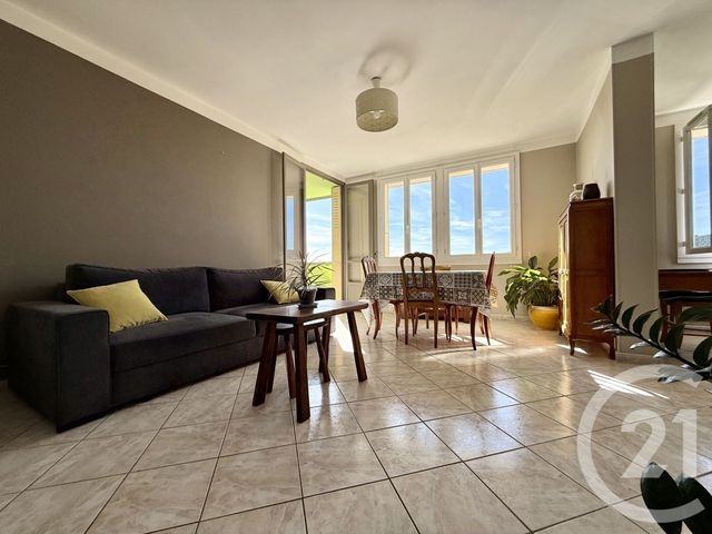 Appartement F3 à vendre - 4 pièces - 75.0 m2 - AUBENAS - 07 - RHONE-ALPES - Century 21 Agence Nogier