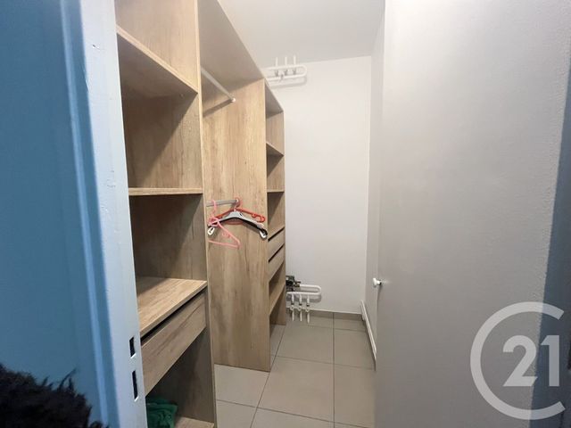 Appartement F3 à louer - 4 pièces - 75.1 m2 - AUBENAS - 07 - RHONE-ALPES - Century 21 Agence Nogier