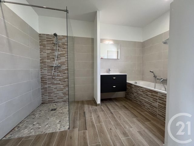 maison à louer - 4 pièces - 91.2 m2 - ST ETIENNE DE FONTBELLON - 07 - RHONE-ALPES - Century 21 Agence Nogier