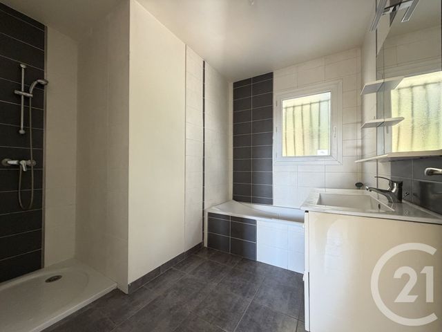 maison à louer - 4 pièces - 103.6 m2 - LABEAUME - 07 - RHONE-ALPES - Century 21 Agence Nogier