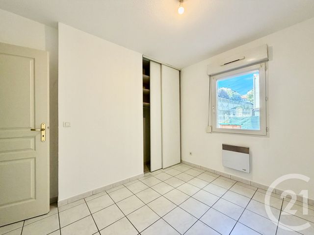 Appartement F3 à louer - 3 pièces - 45.9 m2 - AUBENAS - 07 - RHONE-ALPES - Century 21 Agence Nogier
