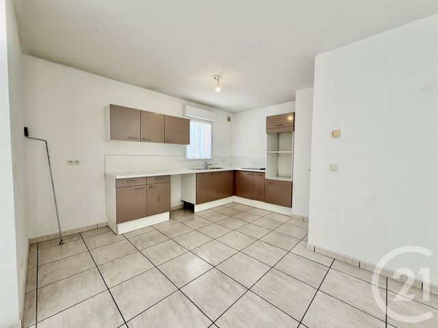 Appartement F4 à louer - 4 pièces - 94.49 m2 - AUBENAS - 07 - RHONE-ALPES - Century 21 Agence Nogier