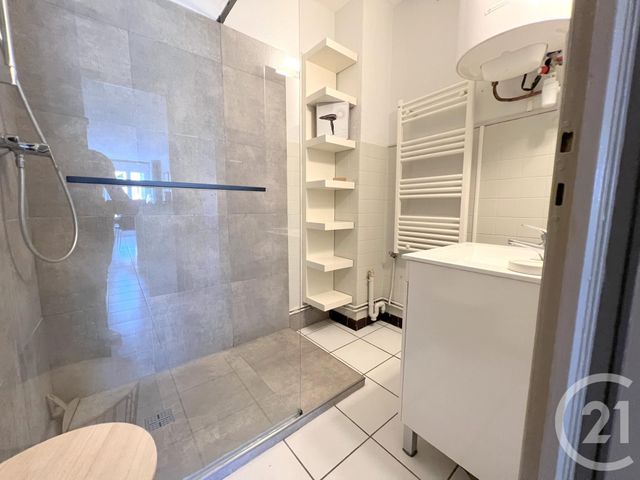 Appartement Studio à vendre - 1 pièce - 36.83 m2 - AUBENAS - 07 - RHONE-ALPES - Century 21 Agence Nogier