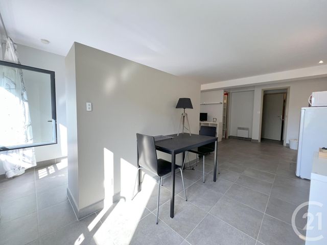 Appartement Studio à vendre - 1 pièce - 36.47 m2 - AUBENAS - 07 - RHONE-ALPES - Century 21 Agence Nogier