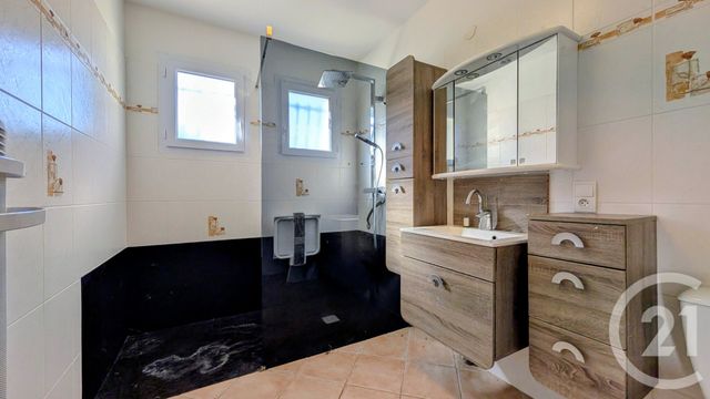 maison à vendre - 5 pièces - 104.7 m2 - LUSSAS - 07 - RHONE-ALPES - Century 21 Agence Nogier