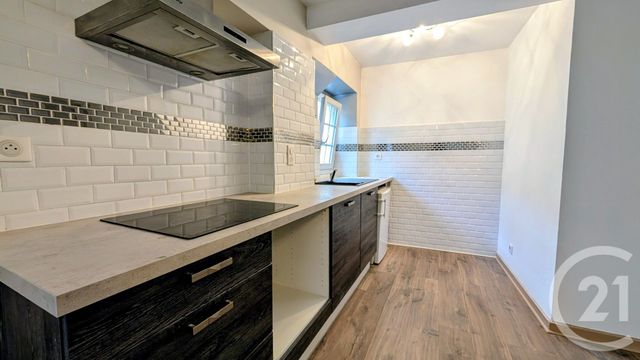 Appartement F3 à vendre - 3 pièces - 56.14 m2 - AUBENAS - 07 - RHONE-ALPES - Century 21 Agence Nogier