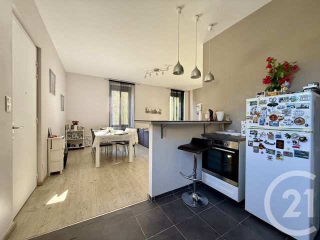 Appartement F3 à vendre - 2 pièces - 49.1 m2 - VALS LES BAINS - 07 - RHONE-ALPES - Century 21 Agence Nogier